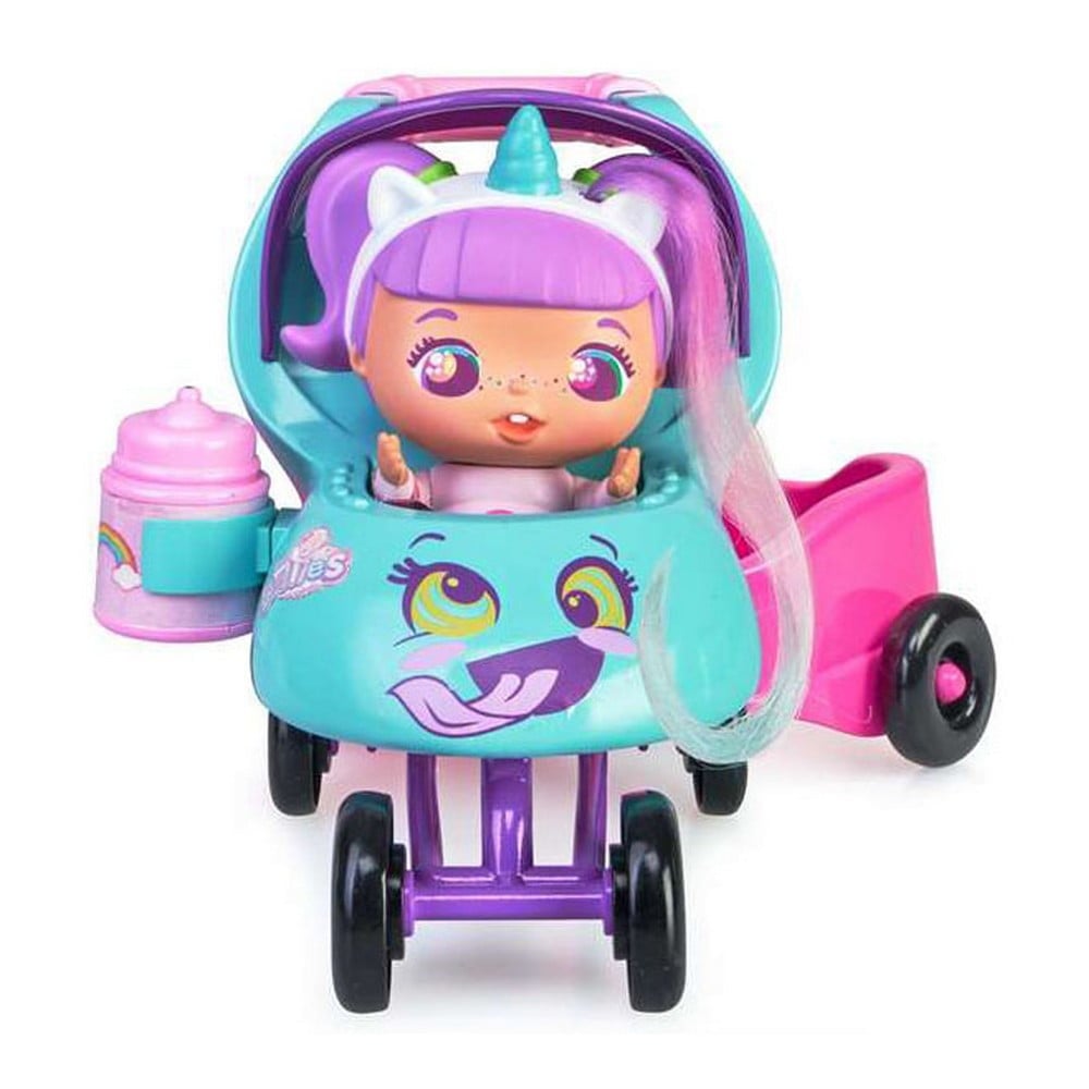 Κούκλα μωρού Famosa Mini Rosie Car