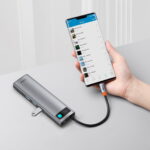 USB-C to 3x USB 3.0 + 2x HDMI + USB-C PD + Ethernet RJ45 + microSD/SD + VGA + AUX
