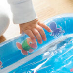Φουσκωτό Χαλάκι Παιχνιδιού με Νερό για Μωρά Wabbly InnovaGoods