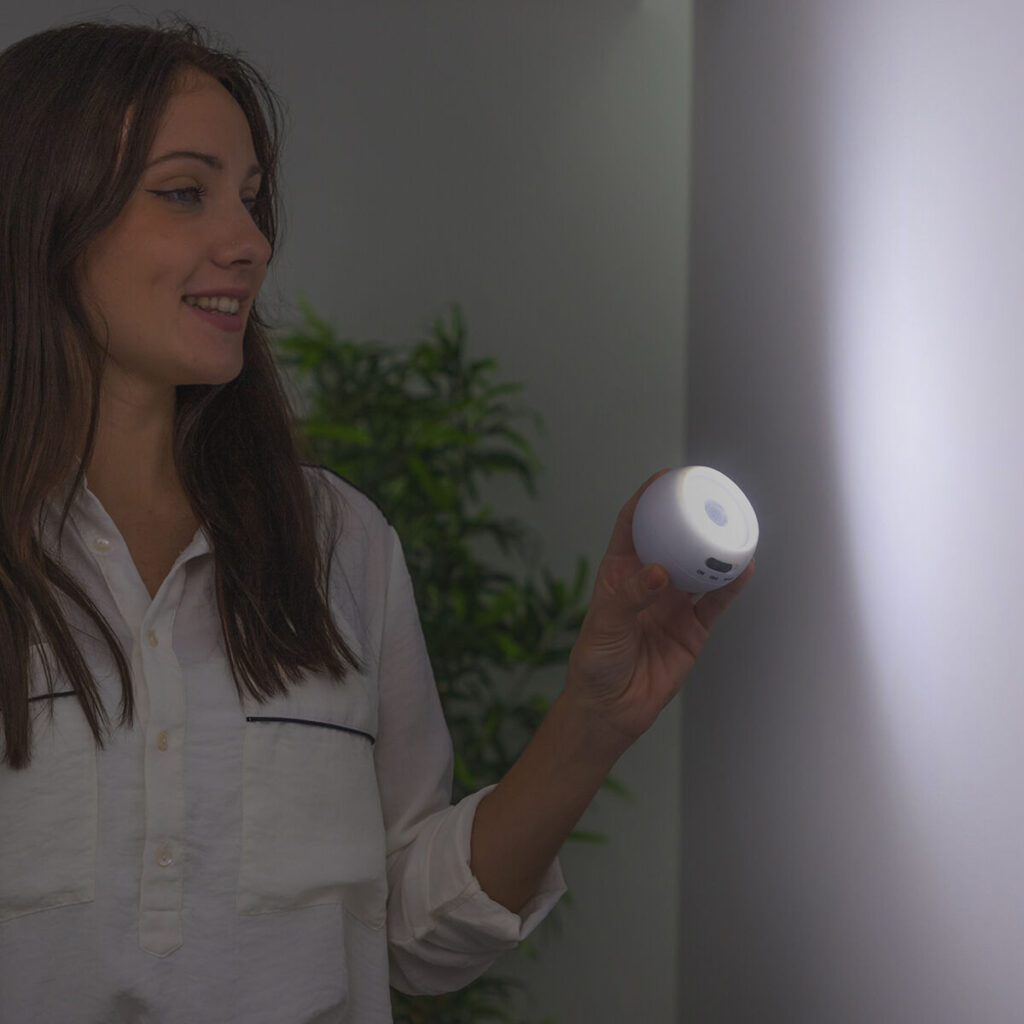 Φως LED με Αισθητήρα Κίνησης Maglum InnovaGoods