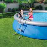 Σκάλα για την πισινα Bestway 84 cm