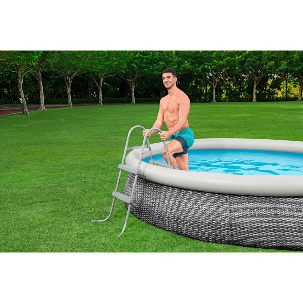 Σκάλα για την πισινα Bestway 84 cm