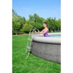 Σκάλα για την πισινα Bestway 84 cm