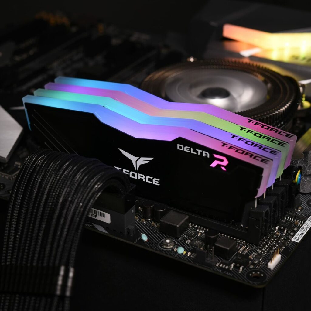 Μνήμη RAM Team Group TF3D416G3600HC18JDC01 8 GB 16 GB DDR4 3600 MHz CL18