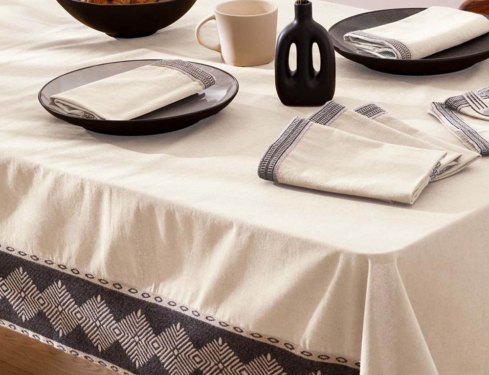 Τραπεζομάντηλα & Πετσέτες Δειπνου Napp 150X250+6 Serv Cot Iv Inu