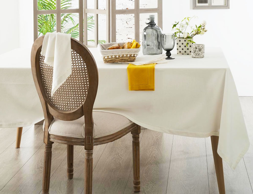 Τραπεζομάντηλα & Πετσέτες Δειπνου Tablecloth Cham Jane Wh140X240 Atmosphera 146340Z