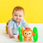 Μουσικό Παιχνίδι Bright Starts Little Roll & Glow Monkey