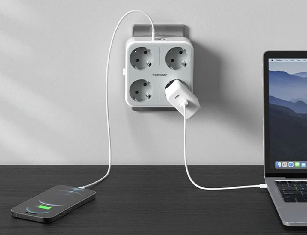 Πολύμπριζα Tessan Wall Socket Ts-302-De-C