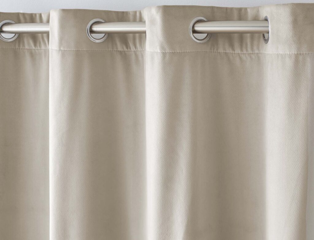 Κουρτίνες & Κουρτινόξυλα Curtain With Eyelets 140 X 260 Cm Insulating/Embos
