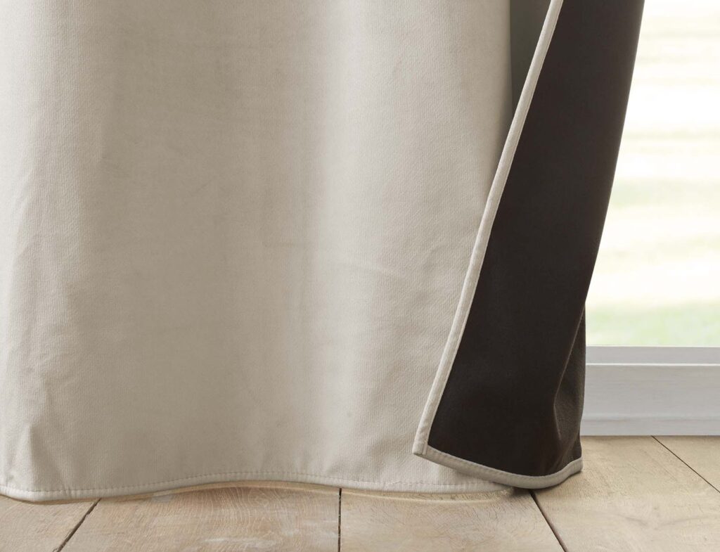 Κουρτίνες & Κουρτινόξυλα Curtain With Eyelets 140 X 260 Cm Insulating/Embos