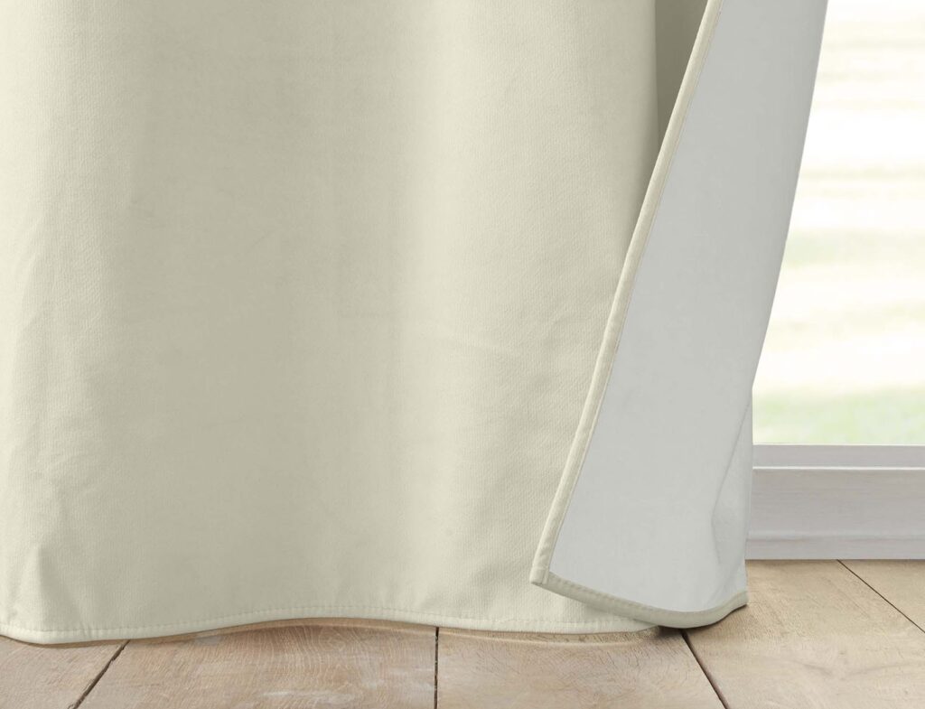 Κουρτίνες & Κουρτινόξυλα Curtain With Eyelets 140 X 260 Cm Insulating/Embos