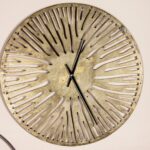 Ρολόγια Εσωτερικού Χώρου Ptmd Wall Clock Derandi Gold-Coloured 59 Cm