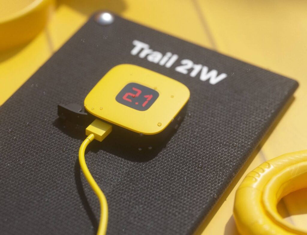 Ηλιακοί Φορτιστές Lightweight Solar Panel 21W Xmoove-Trail21