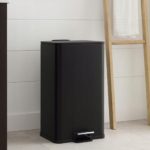 Κάδοι Απορριμάτων Pedal Bin Iron 30L Black Clr